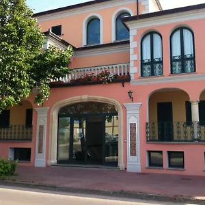 Marina Palace Itália